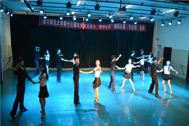 2013326101452690.jpg